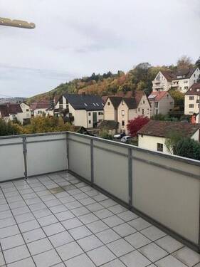 Balkon 1.jpeg - 2 Zimmer Etagenwohnung in Stuttgart