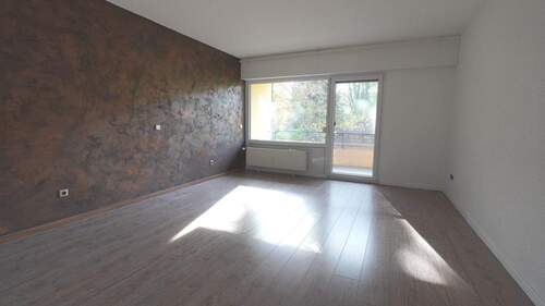 Großes Schlafzimmer mit Balkonzugang - Etagenwohnung mit 79,20 m² in Überlingen zur Miete