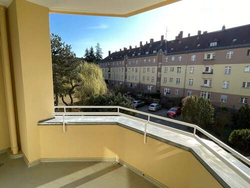 Balkon - 1 Zimmer Etagenwohnung zur Miete in Berlin