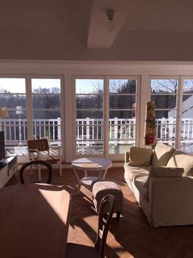 Wohnzimmer - 2 Zimmer Etagenwohnung zum Kaufen in Hamburg