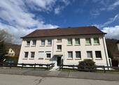 Außenansicht - *Vermietetes 4-Fam-Haus mit Garagen, Balkonen & Garten in Bad Lauterberg*