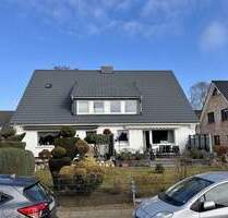 Moderne Dachgeschosswohnung mit EBK und Stellplatz - Schenefeld