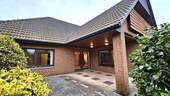 Haus und Terrasse - 7 Zimmer Bungalow in Delmenhorst