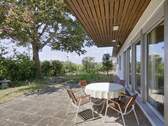 Toller, uneinsehbarer Garten mit weitläufiger Terrasse zur Entspannung im Freien - 5 Zimmer Bungalow zum Kaufen in Schwieberdingen