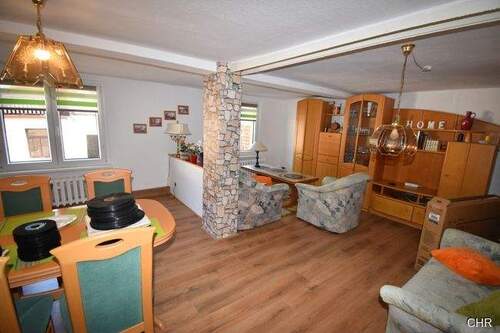 Wohnzimmer EG - 7 Zimmer Einfamilienhaus zum Kaufen in Ellrich