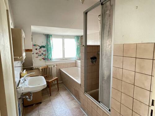 Bad - Dachgeschoss - 