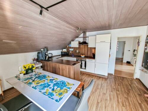 Einbauküche - 4 Zimmer Etagenwohnung in Kümmersbruck