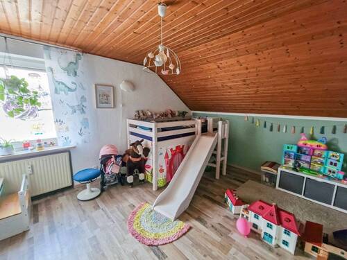 Zimmer 3 - 