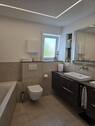 Bad mit 2 Waschbecken 1.OG - 