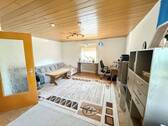 OG Mietwohnung Wohnzimmer - 