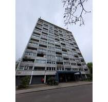 Wohnung mit Balkon, kleiner Einbauküche & Stellplatz sucht neuen Mieter - Hamburg Wilstorf