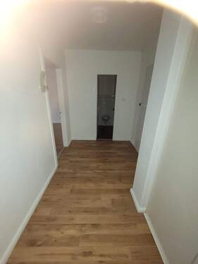 Einblick Flur Bild 2 - 2 Zimmer Etagenwohnung in Hamburg