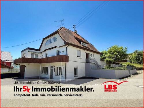 Gepflegtes Einfamilienhaus mit Gewerberäumen - Gepflegtes, großzügiges Einfamilienhaus mit Gewerberäumen+großer Garage