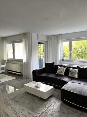 Bild 1 - Provisionsfreie 4-Zimmer-Wohnung (inkl. EBK) + TG Stellplatz in Essen Kettwig