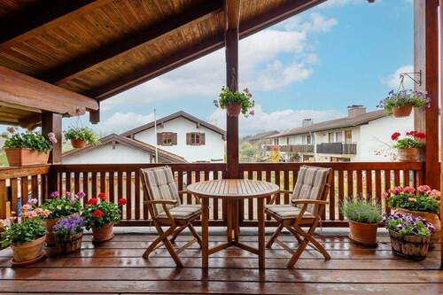 Visualisierung Balkon möbliert - 