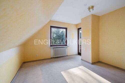 Zimmer 2 mit Zugang zur Loggia - 