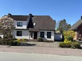 Aussenansicht.jpg - 5 Zimmer Doppelhaushälfte zum Kaufen in Neustadt in Holstein