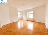 Wohnzimmer - 5 Zimmer Etagenwohnung zum Kaufen in Leipzig