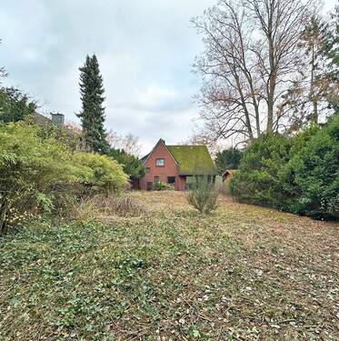 Grundstück - Großes Baugrundstück in Hanglage