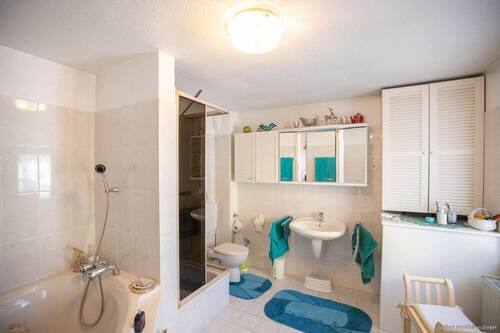 Bad im Dachgeschoss - 