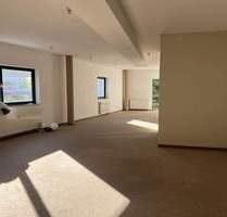 Viel Platz für Ihren Erfolg bietet dieses helle Einzelbüro mit separatem Archivraum! - Dresden Bühlau/Weißer Hirsch