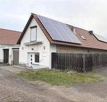 EFH mit Nebengebäude in Röblingen - Seegebiet Mansfelder Land Röblingen am See