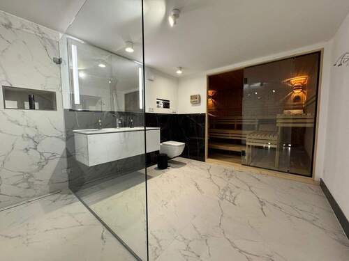 Saunabereich im Keller - 4 Zimmer Einfamilienhaus in Hamburg