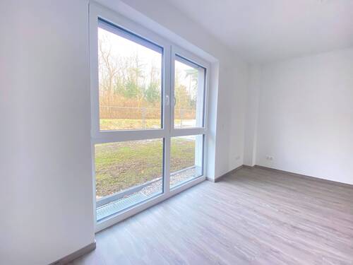 Wohn- und Schlafzimmer - 