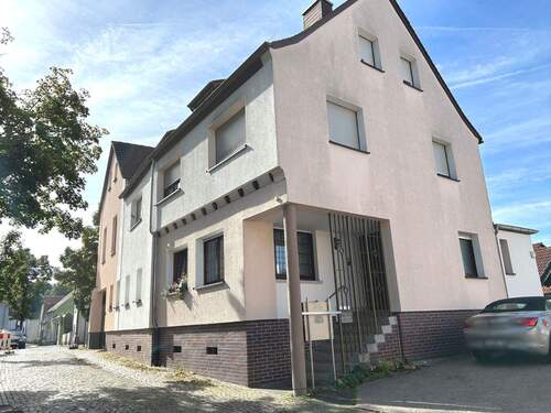 Vorderansicht - Provisionsfrei - Mehrfamilienhaus (6 WE) in bester Lage von Kelkheim-Hornau