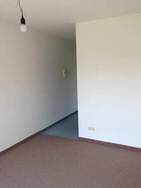 Wohnbereich NORMAL - Etagenwohnung mit 17,80 m&sup2; in Mittweida zur Miete