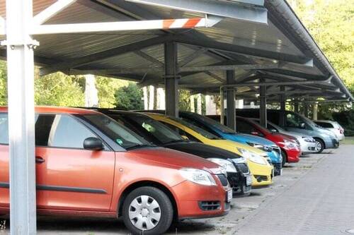 Carportstellplatz möglich - 