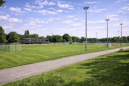 Sportpark Ismaning Ki Bild - 