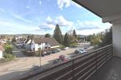 Balkon - Blick nach Süden - Etagenwohnung mit 75,80 m&sup2; in Schorndorf zum Kaufen
