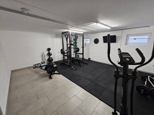 Keller Fitnessraum - 