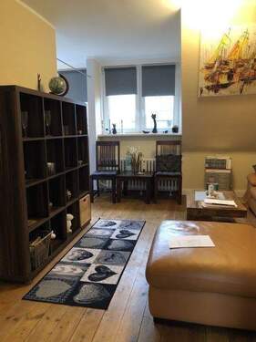 Wohnzimmer (2) - 3 Zimmer Etagenwohnung zum Kaufen in Hamburg