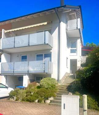 24cfa9fd-f41c-43b4-98a6-09c3b3299a53.jpg - Große Doppelhaushälfte mit Einliegerwohnung und großem Garten