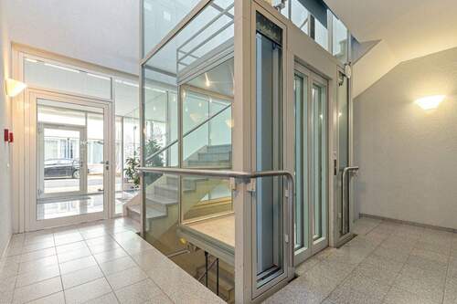 Einblick - Treppenhaus - 