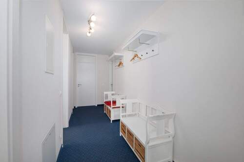 Flur Wohnung - 3 Zimmer Etagenwohnung in Bad Herrenalb