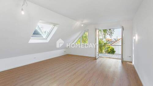 Wohnzimmer 1 - 2 Zimmer Etagenwohnung in Köln