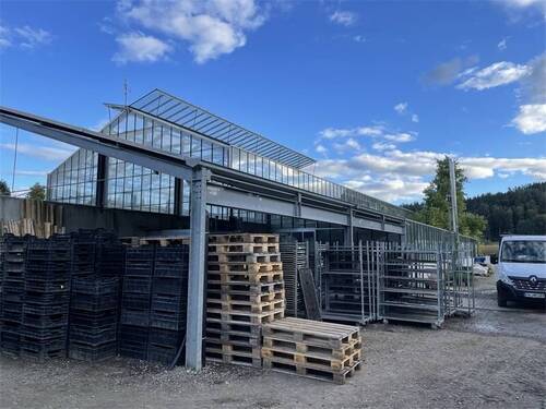 Außenansicht Lager überdacht - 