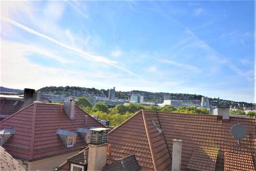 Ausblick - 4 Zimmer Etagenwohnung in Stuttgart