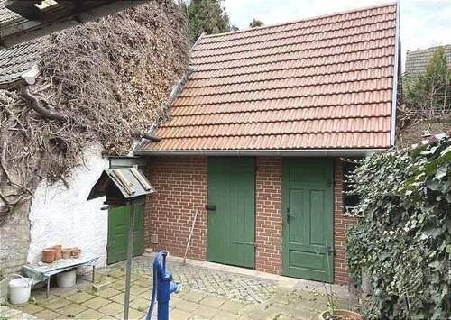 Nebengebäude - Einfamilienhaus mit 65,00 m&sup2; in Artern/Unstrut zum Kaufen