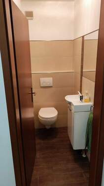 Gäste-WC im EG - 