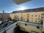 Ausblick vom Balkon - Etagenwohnung mit 48,00 m&sup2; in Berlin zum Kaufen