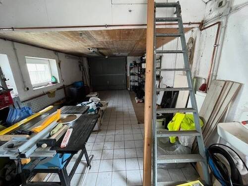 Übergroße Garage - 