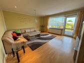 Wohnzimmer - 4 Zimmer Einfamilienhaus in Schwasdorf