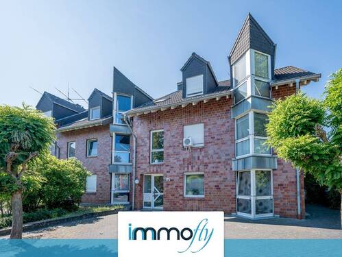 Hausansicht - Charmante 3-Zimmer-Wohnung mit Balkon