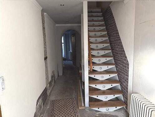 Treppe ins Obergeschoß - 