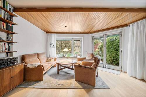 Haupthaus - 9 Zimmer Einfamilienhaus in Hamburg