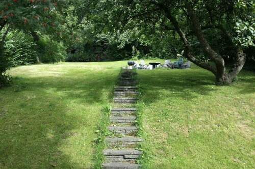 Idyllischer Garten - 